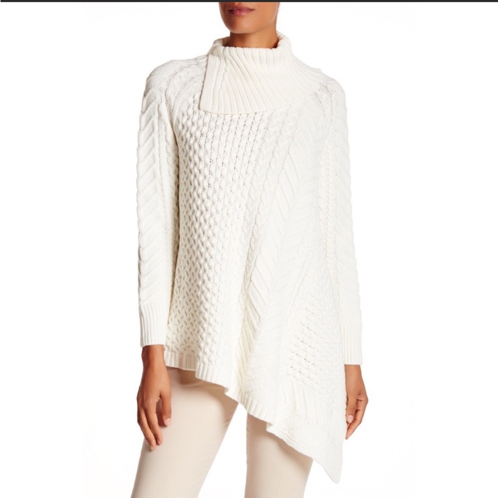 VINCE CAMUTO Cream Chunky Knit Turtleneck Sweater - Asymmetric Hem, Size Small